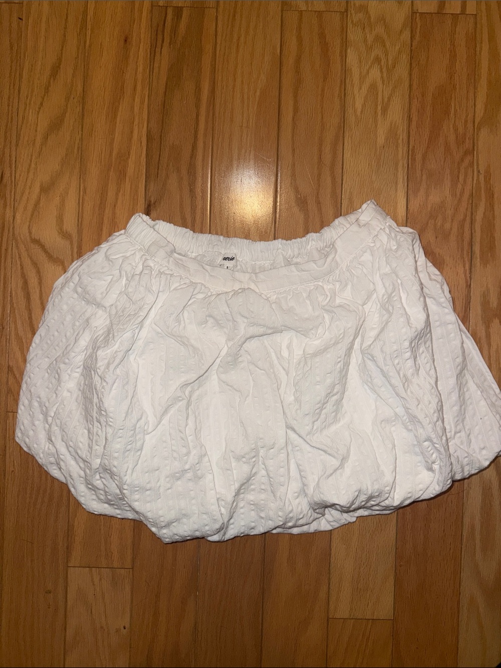 aerie White Ruffled Elastic Waist Skirt